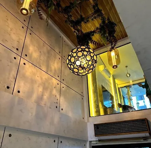 Thai Wabi-sabi Loft Бангкок