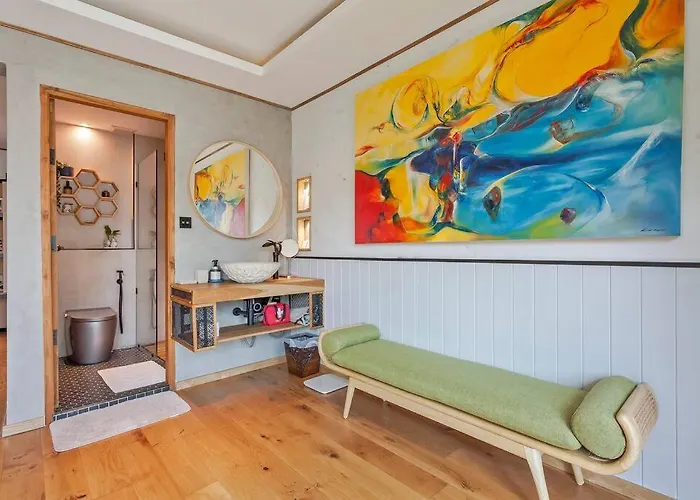 Thai Wabi-sabi Loft