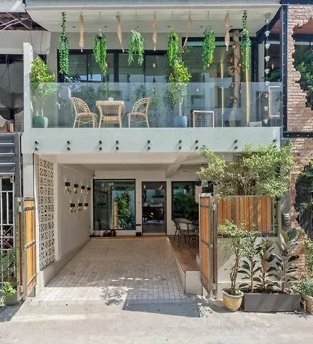 Thai Wabi-sabi Loft * Бангкок