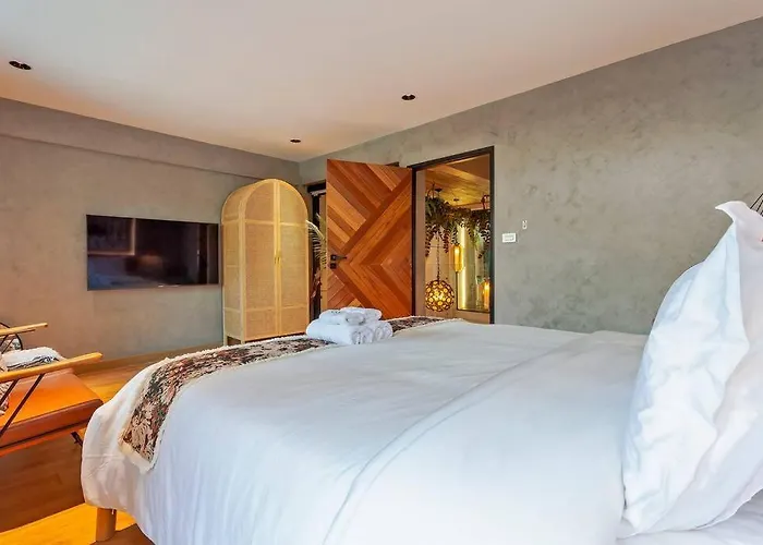 Thai Wabi-sabi Loft Бангкок