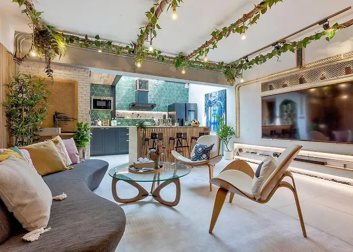 Thai Wabi-sabi Loft *
